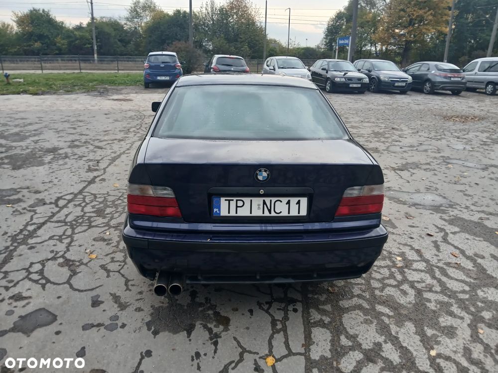 BMW Seria 3 316i - 19