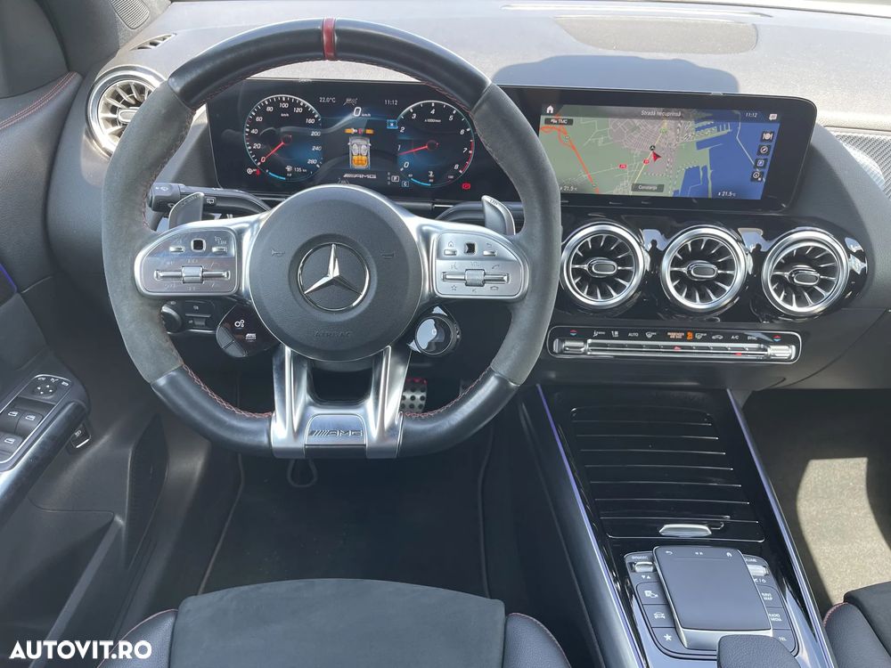 Mercedes-Benz GLA AMG 35 4MATIC AMG Speedshift DCT 8G - 24