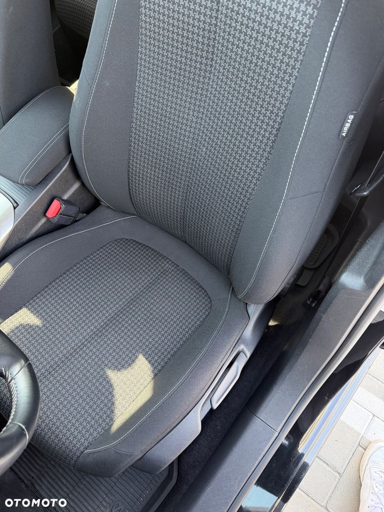 Peugeot 308 1.5 BlueHDi Active S&S EAT6 - 9