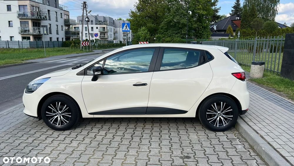 Renault Clio 1.2 16V Life - 4