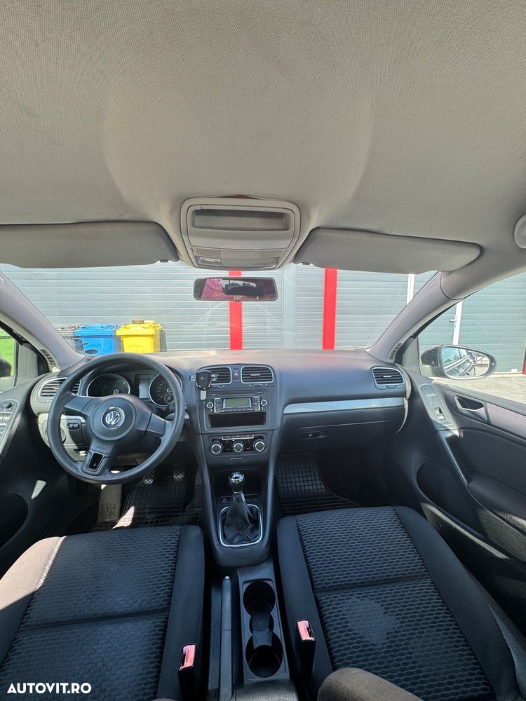 Volkswagen Golf - 12