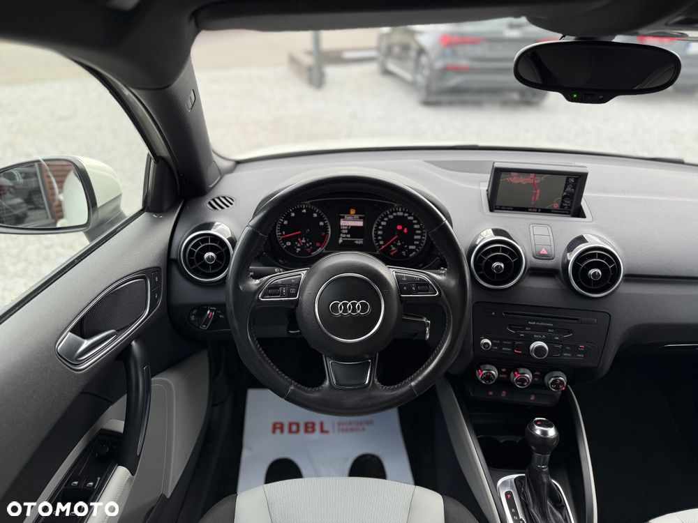 Audi A1 Sportback 1.4 TFSI S tronic S line Sportpaket - 21