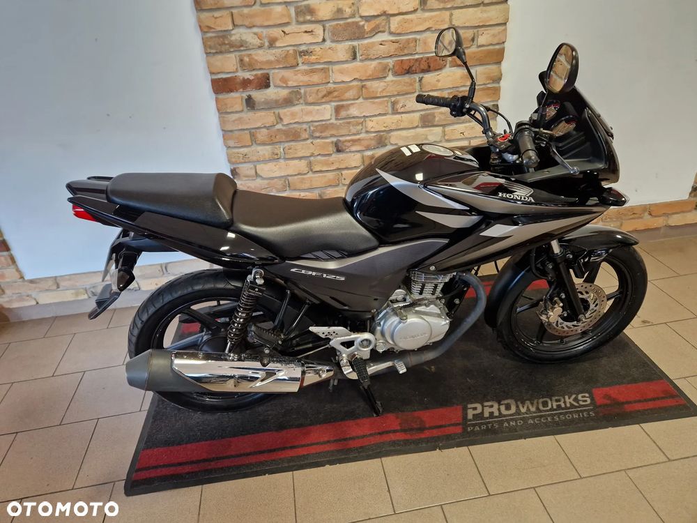 Honda CBF - 28