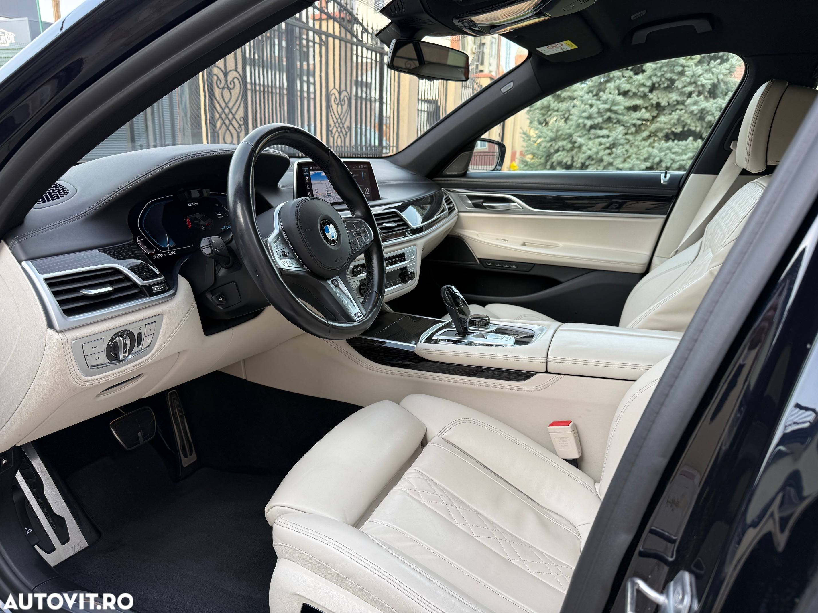 BMW Seria 7 - 10