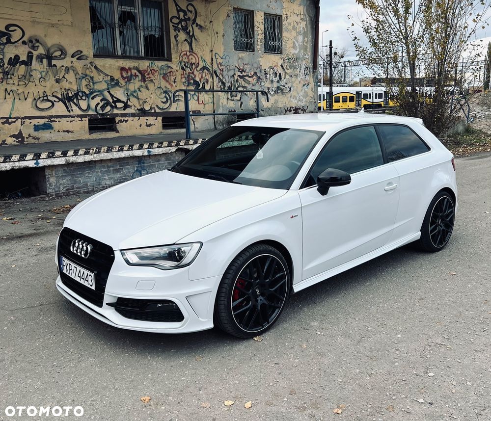 Audi A3 3-drzwiowe ver-2-0-tdi-clean-diesel-s-tronic-s-line-sportpaket - 1