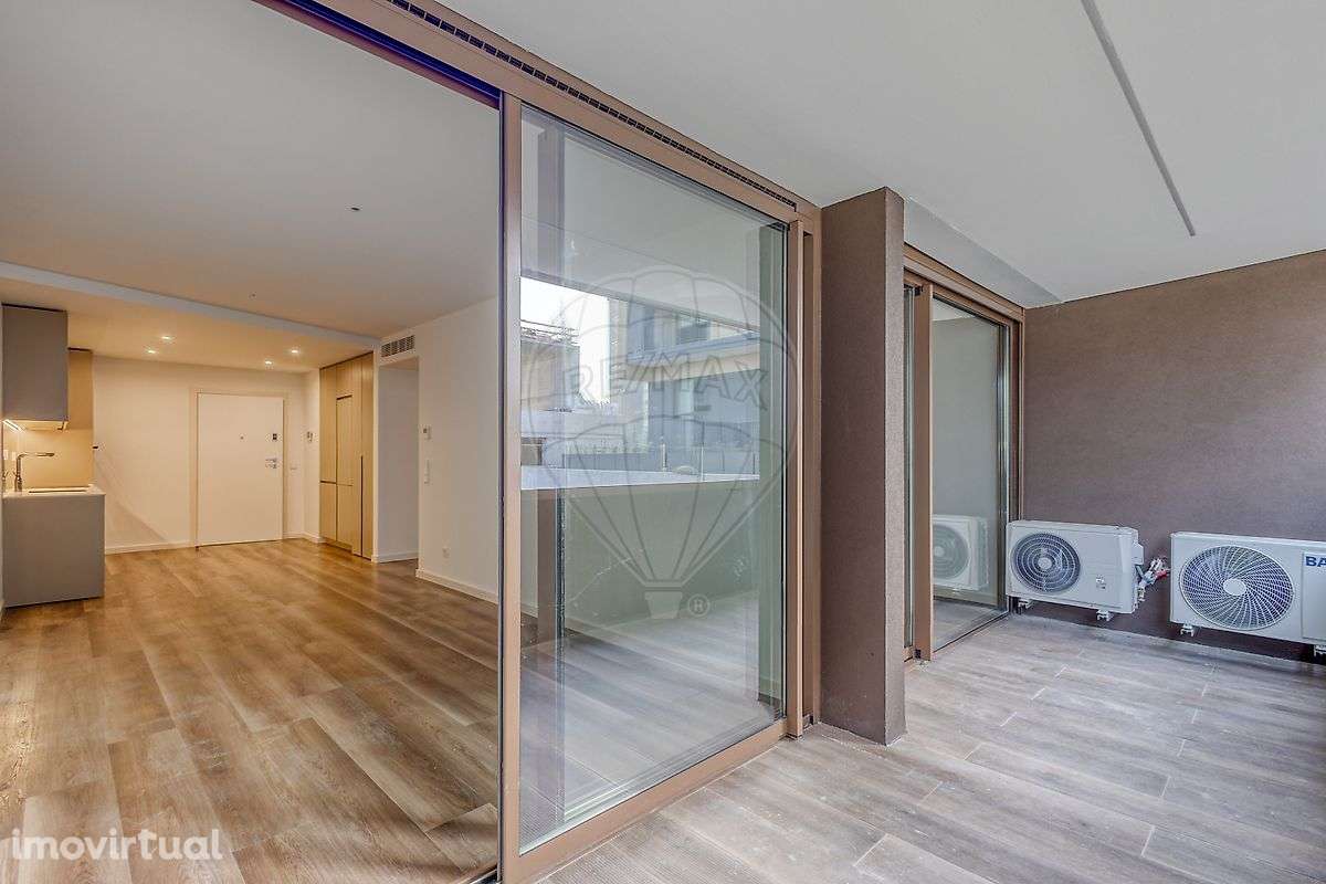 Apartamento T1 para arrendamento - Grande imagem: 2/18