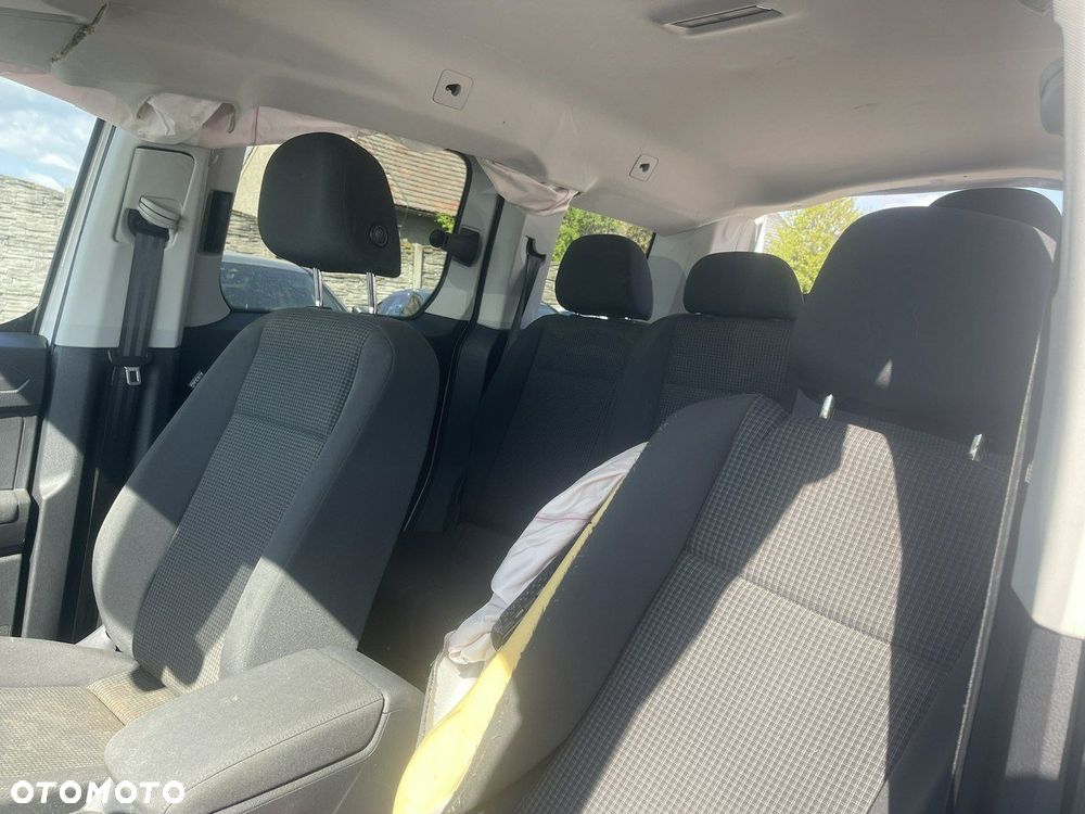 Volkswagen Caddy - 13