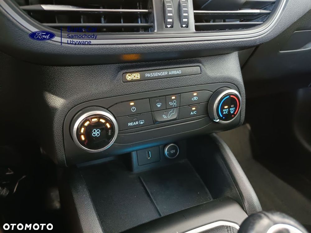 Ford Focus 1.5 EcoBlue STart-Stopp-System TREND - 24