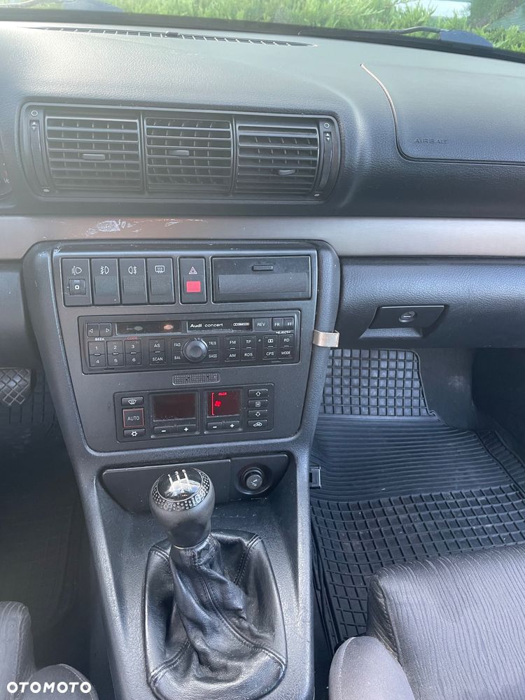 Audi A4 Avant 1.9 TDI - 9