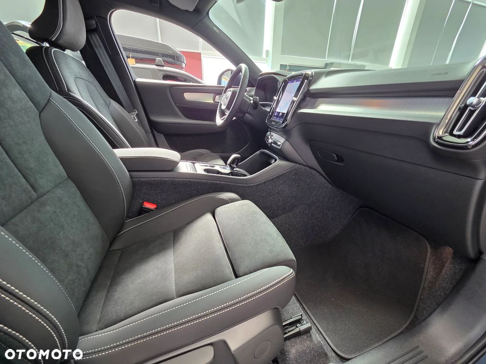 Volvo XC 40 B3 Core - 14