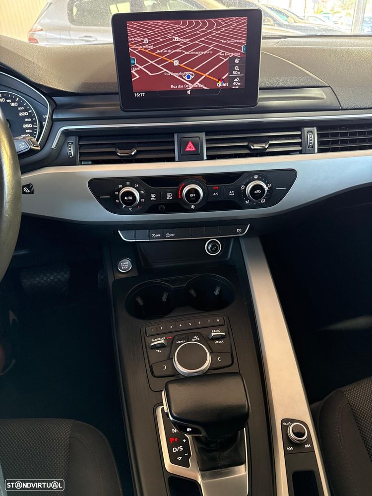 Audi A4 Avant 35 TDI Sport S tronic - 27