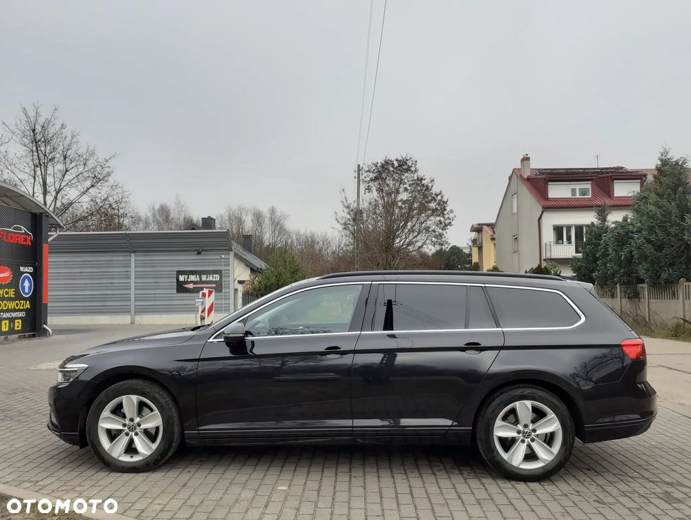 Volkswagen Passat - 2