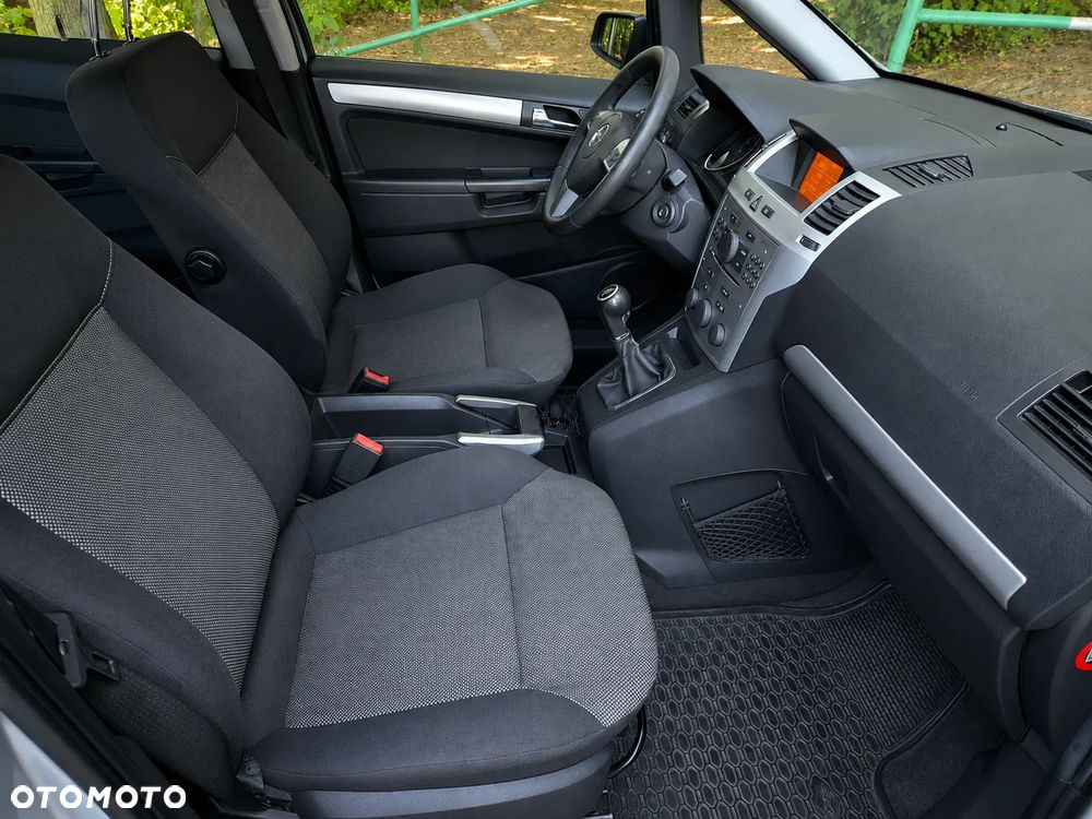 Opel Zafira 1.8 Family Plus - 8
