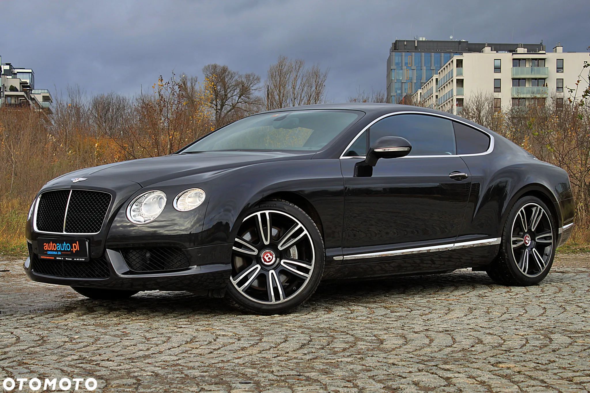 Bentley Continental GT V8 - 1