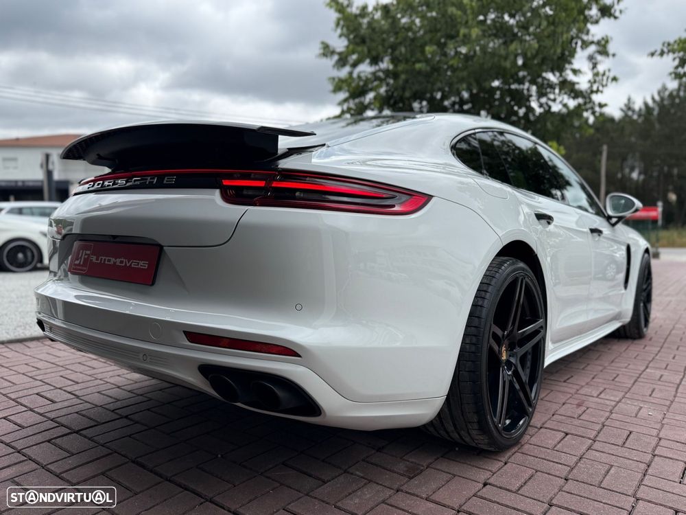Porsche Panamera 4 S - 6