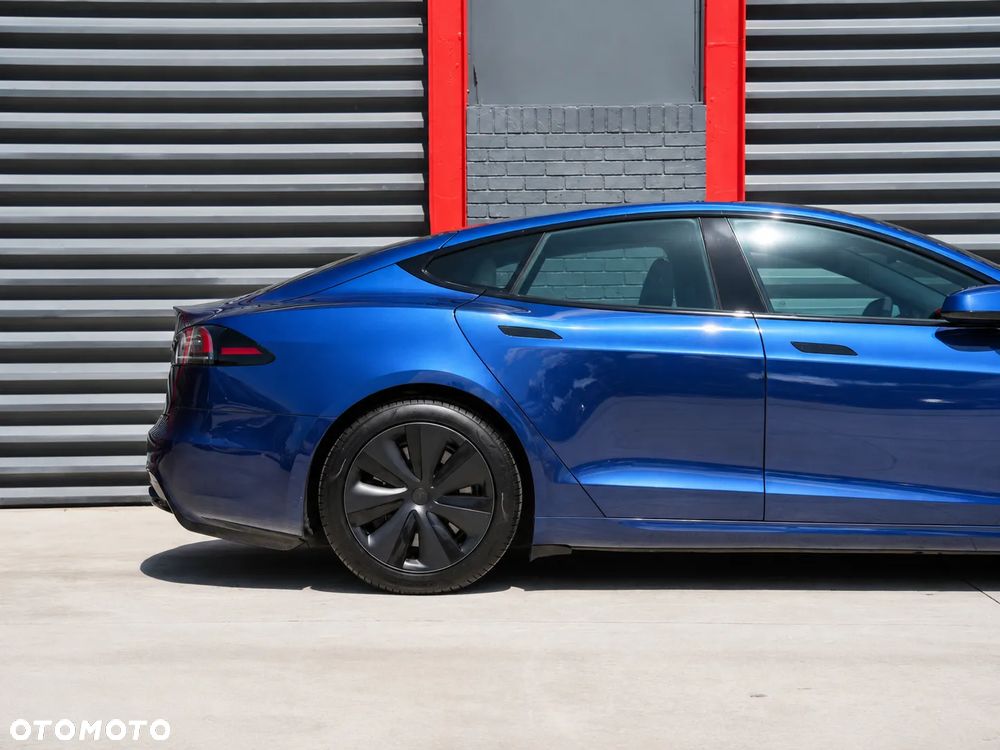 Tesla Model S - 7