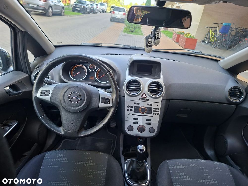 Opel Corsa 1.4 16V Edition - 22