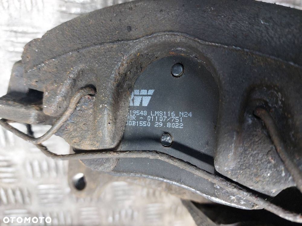 TARCZE HAMULCOWE PRZÓD + KLOCKI + ZACISKI VOLKSWAGEN PASSAT B6 2.0 TDI - 8