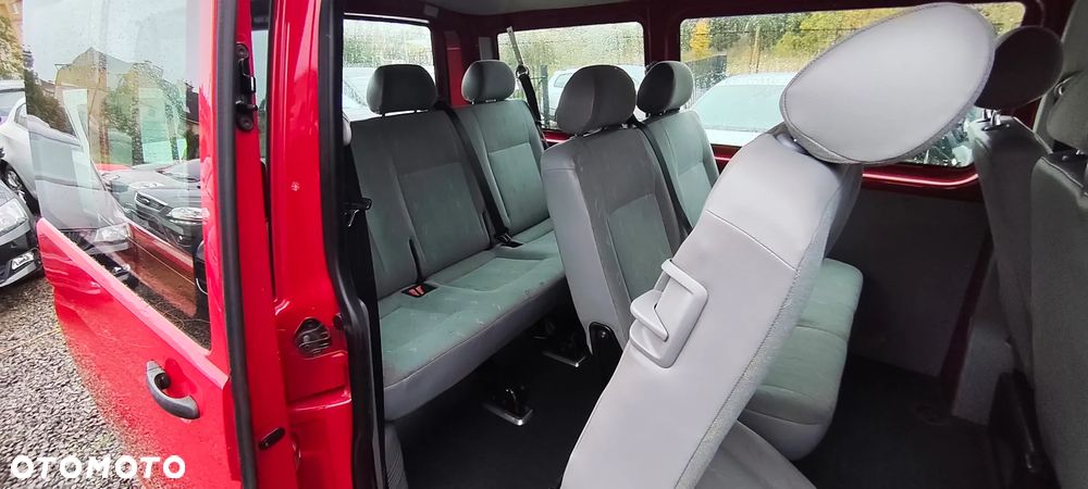 Volkswagen Transporter T5 Volksbus - 13
