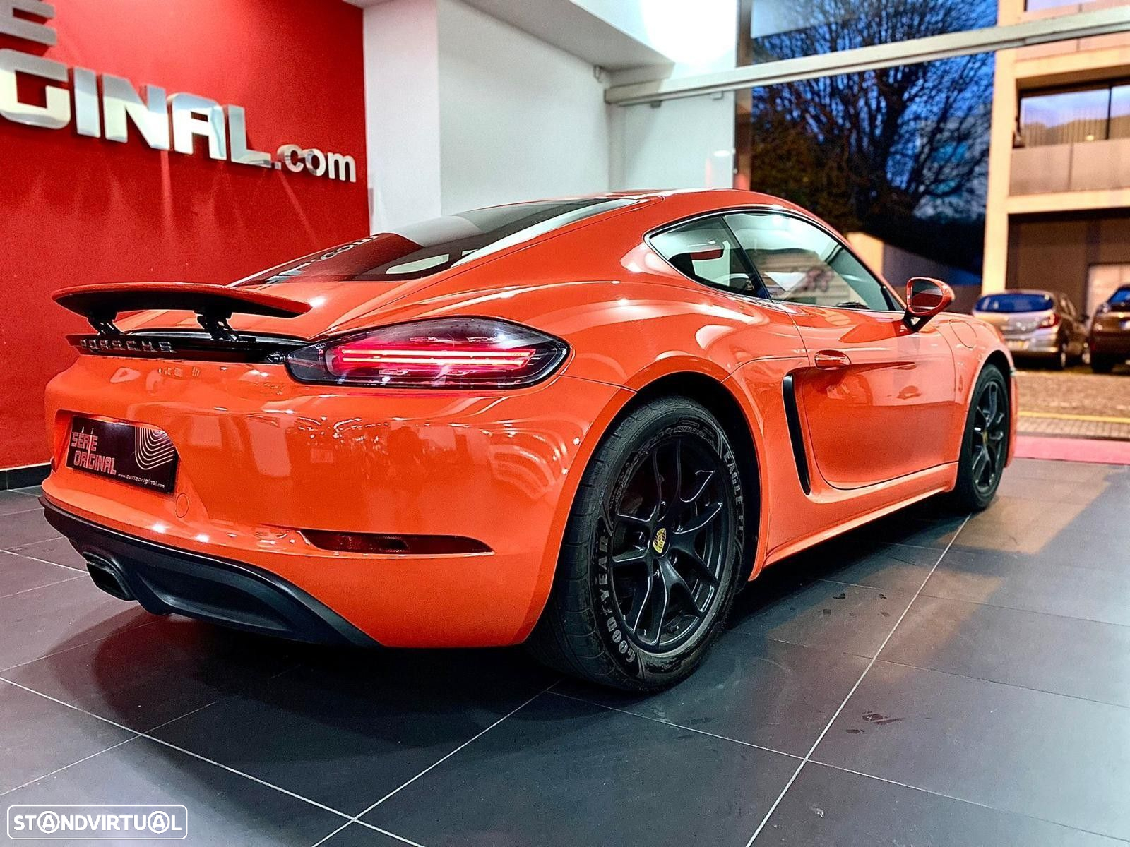 Porsche 718 Cayman 2.0 T - 7