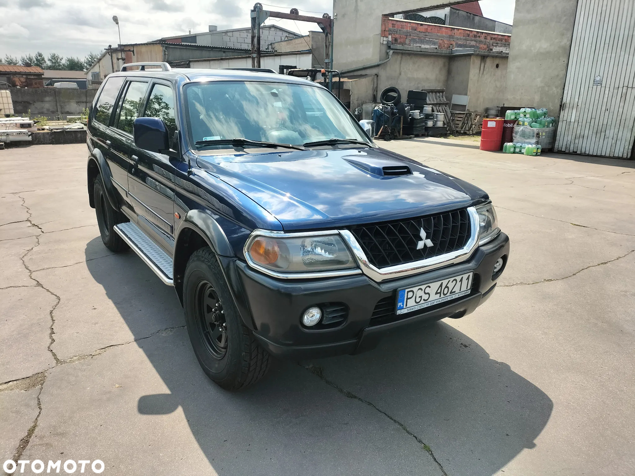 Mitsubishi Pajero Sport 2.5 TD GLS - 3