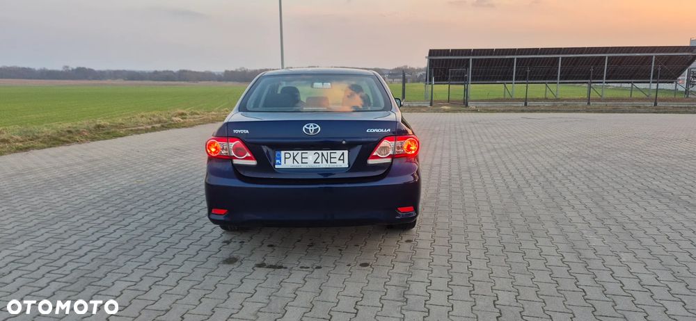 Toyota Corolla 1.6 Premium - 8