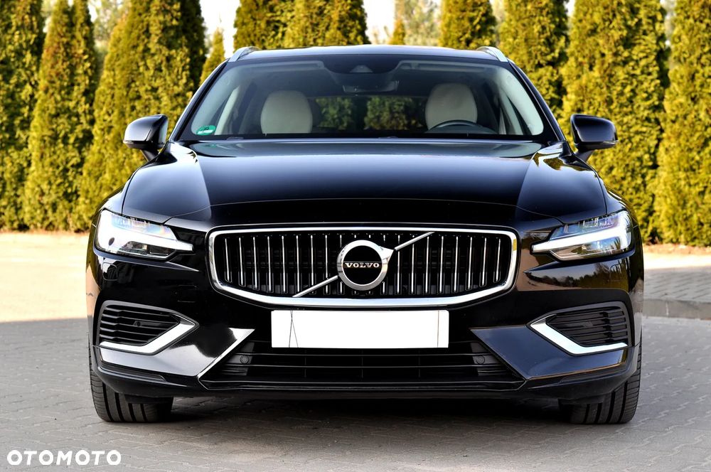 Volvo V60 T6 AWD Recharge Geartronic Inscription - 9