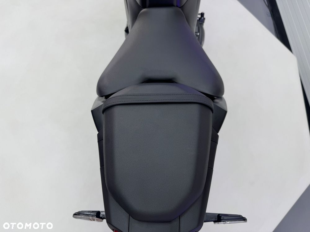 Yamaha MT - 30