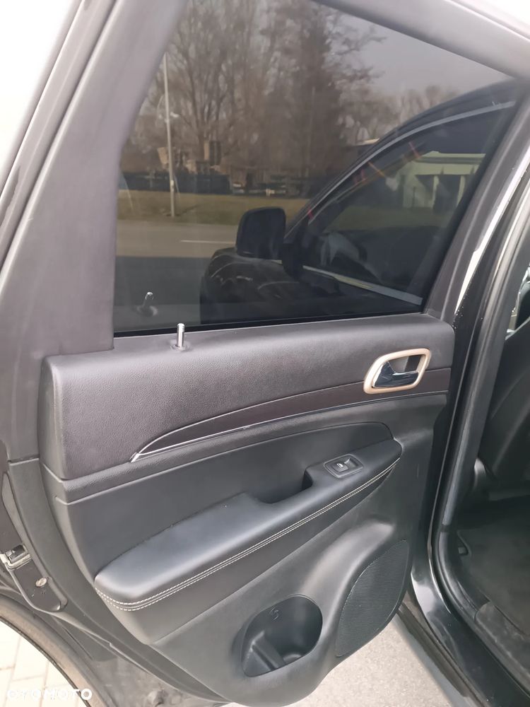 Jeep Grand Cherokee 3.0 CRD Limited - 23