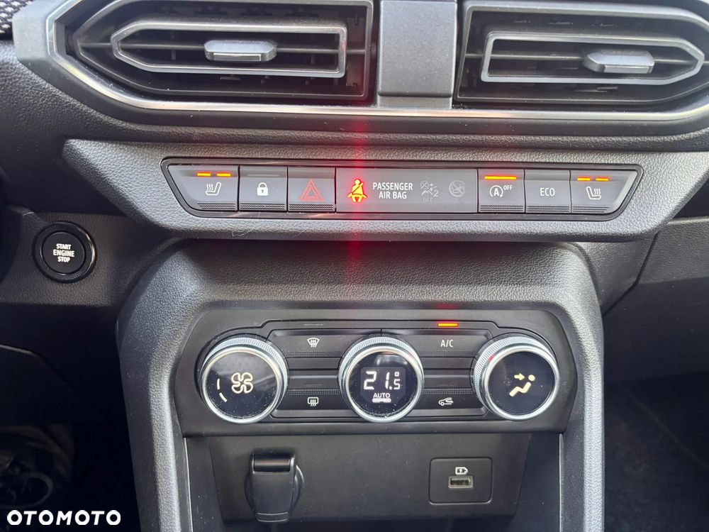 Dacia Sandero TCe 90 Journey - 10