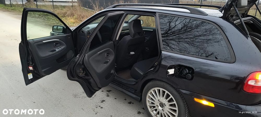 Volvo V40 2.0 T4 Sport - 5