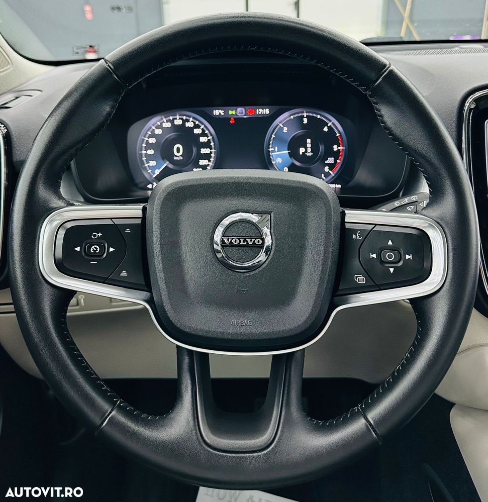Volvo XC 40 D3 Momentum Pro - 33