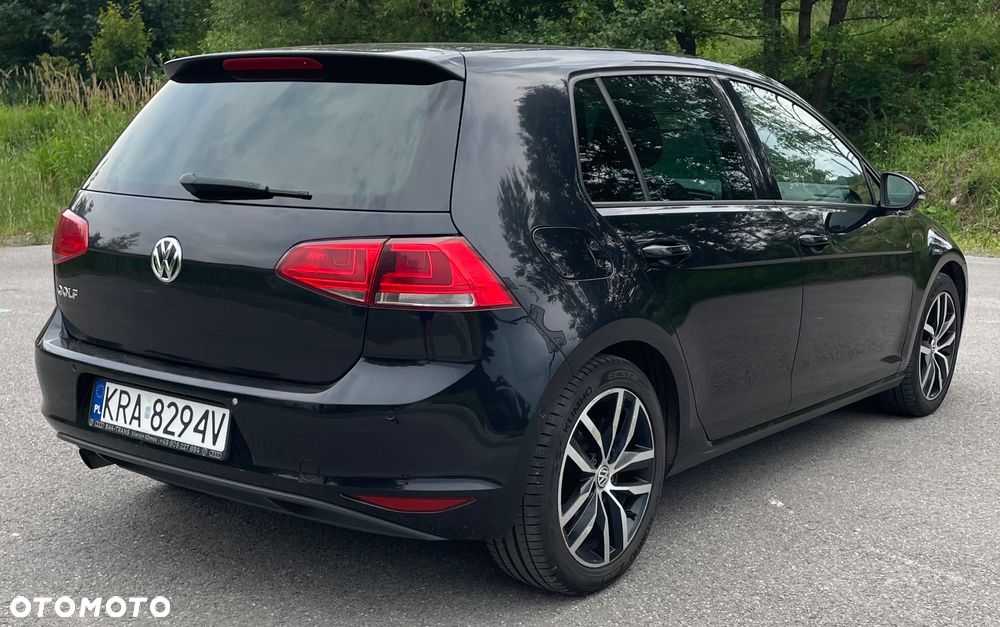 Volkswagen Golf 1.6 TDI DPF Highline - 6