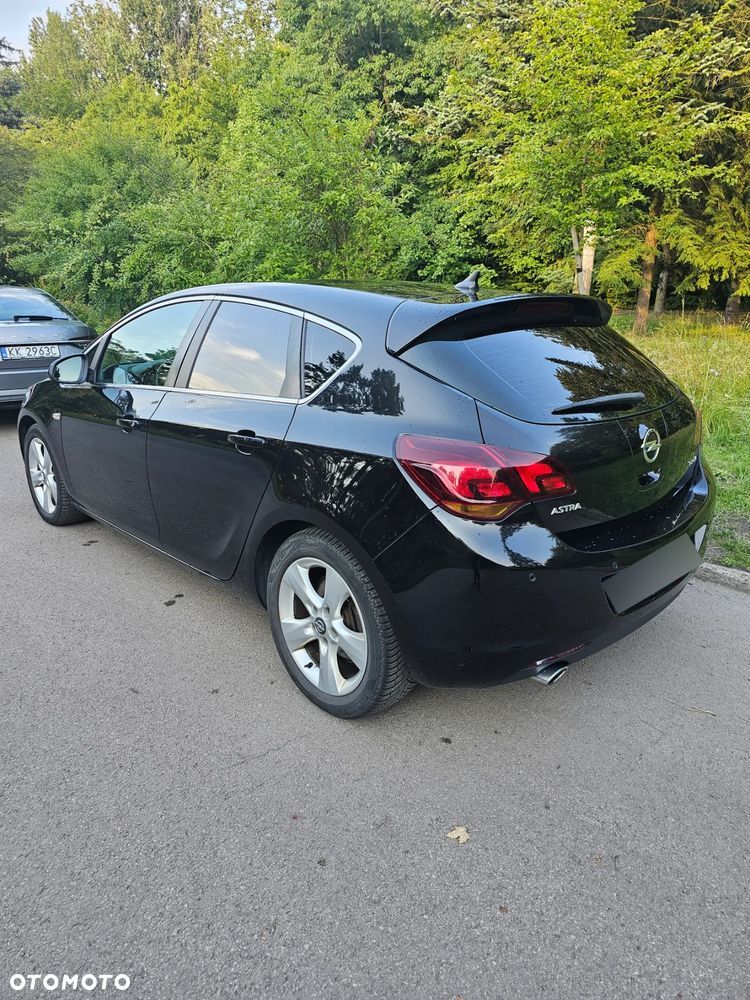 Opel Astra IV 1.6 T Sport - 12