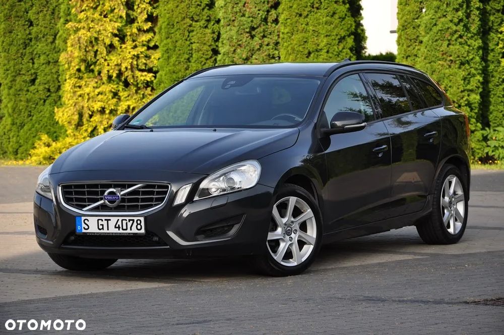 Volvo V60 D3 Momentum - 3