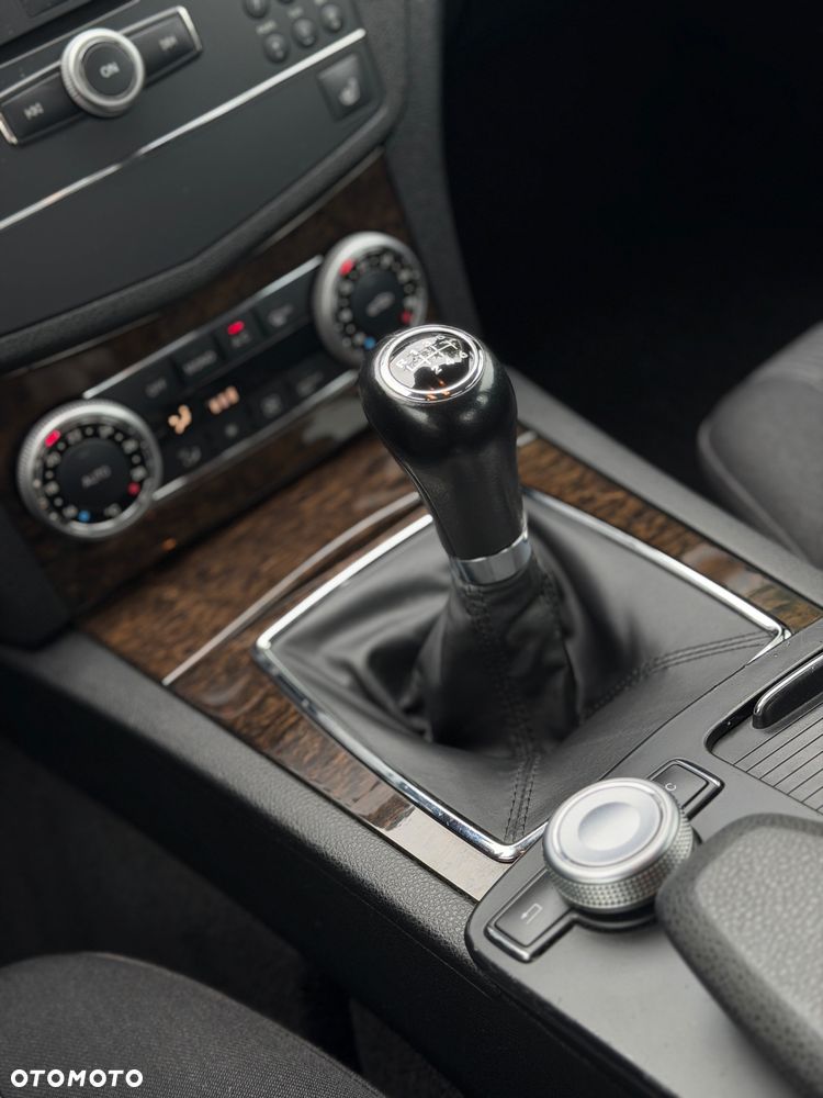 Mercedes-Benz Klasa C 180 Kompressor Avantgarde - 18