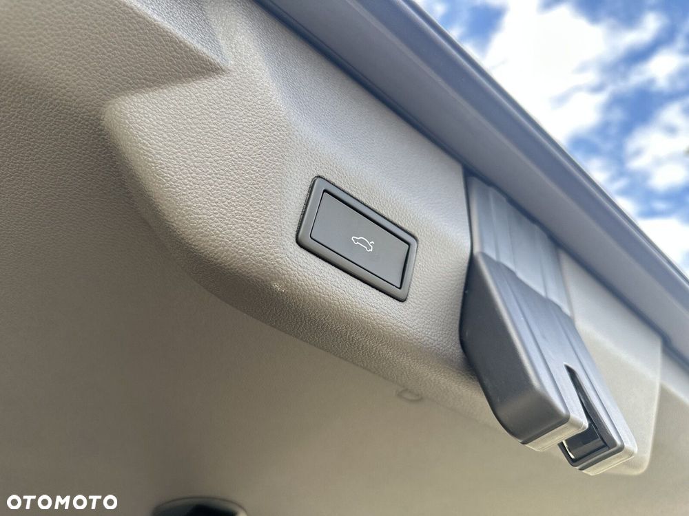 Volkswagen multivan Nowy Multivan L2 2.0 TSI 204 KM DSG 7 biegowa FWD - 30