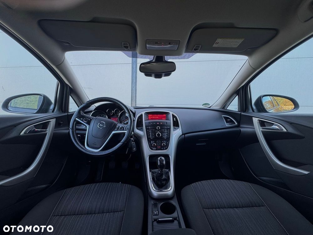 Opel Astra 1.4 Turbo Edition - 32