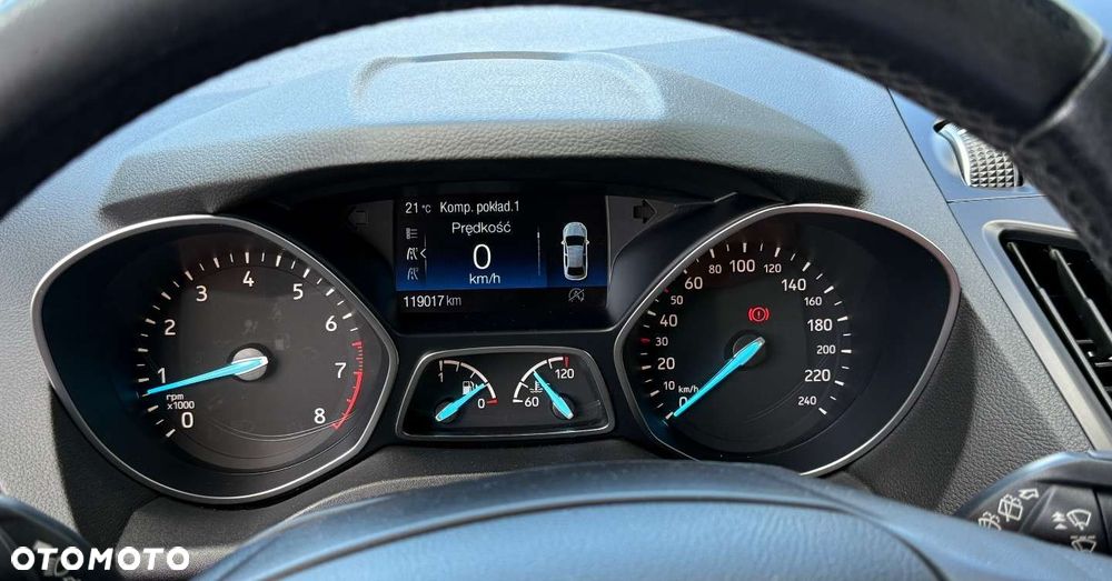 Ford Kuga - 22