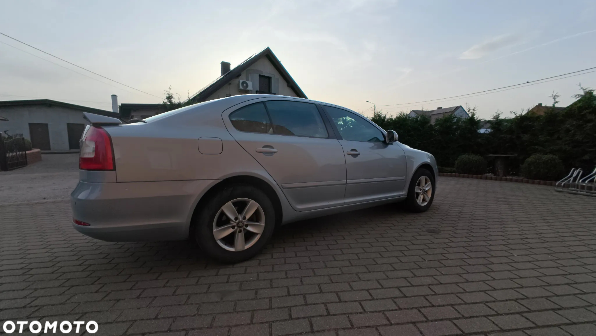 Skoda Octavia 1.8 TSI Ambiente DSG - 6
