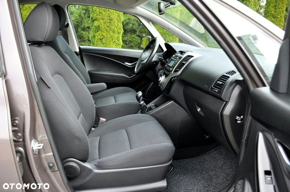 Hyundai ix20 - 18