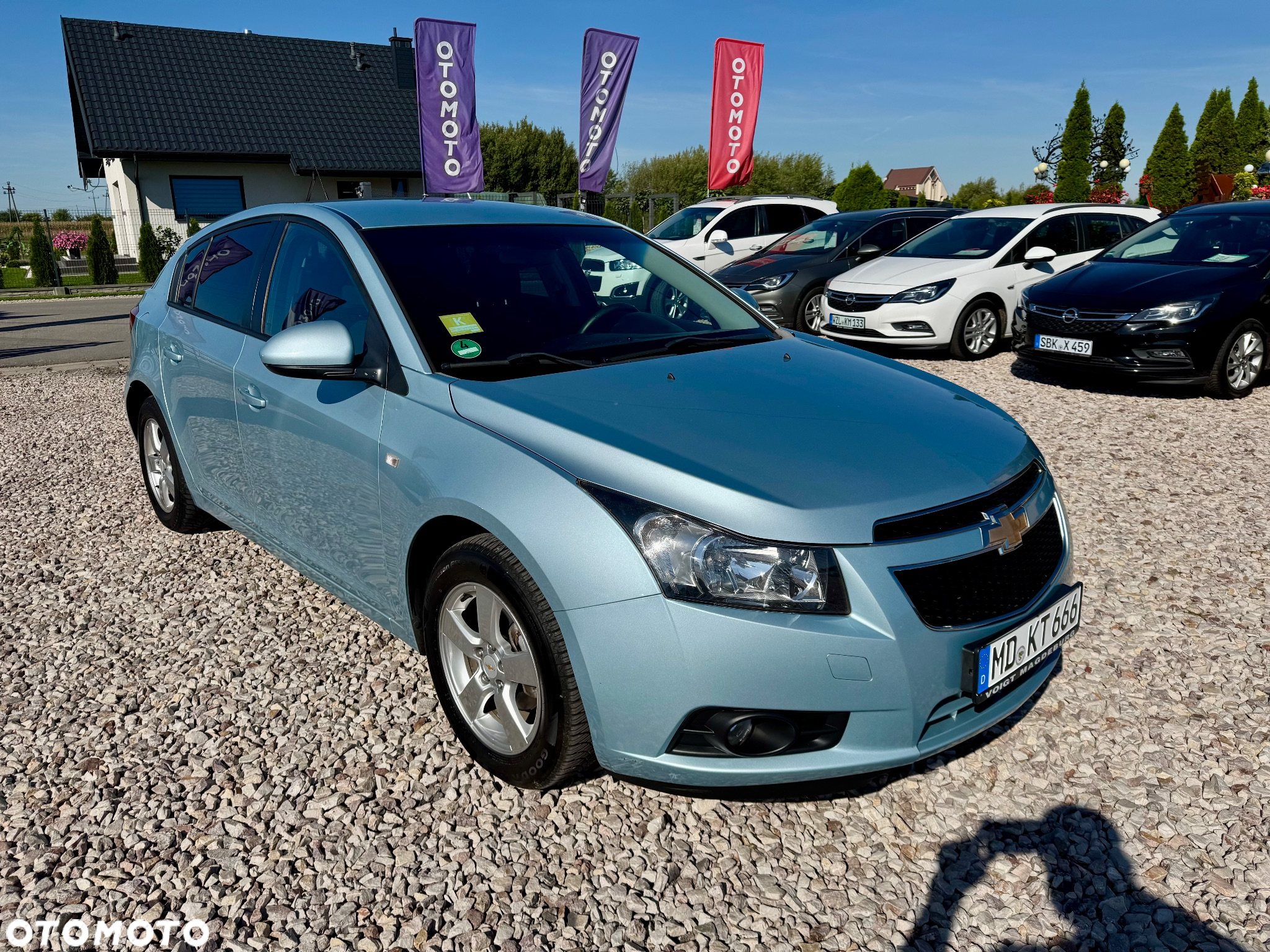 Chevrolet Cruze - 12