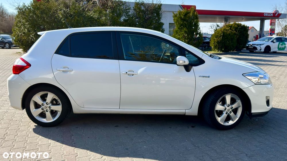 Toyota Auris 1.8 HSD Prestige NAVI - 11