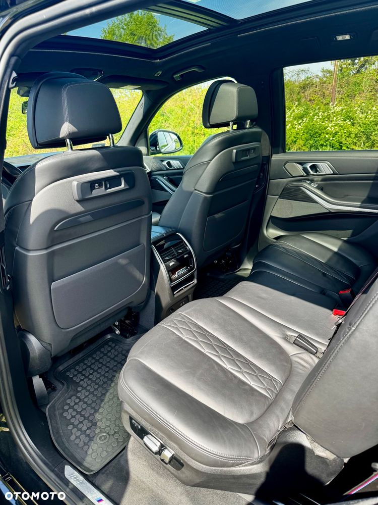 BMW X7 - 8