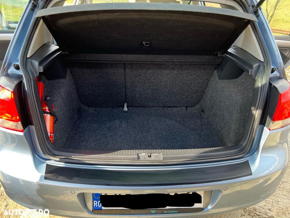 Volkswagen Golf 1.6 TDI DPF Style - 16