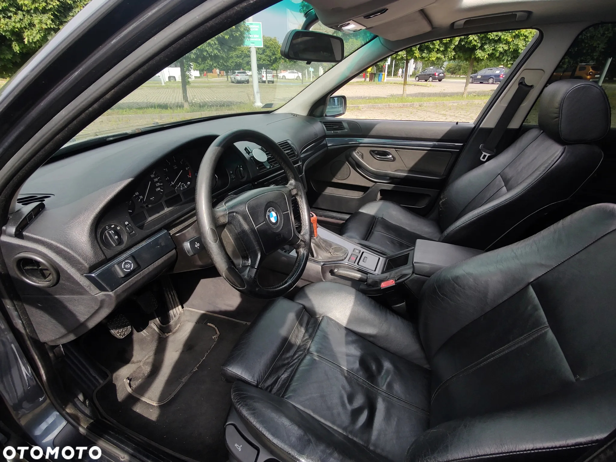 BMW Seria 5 520i - 16
