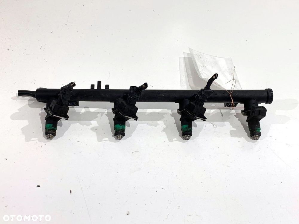 LISTWA WTRYSKOWA  RENAULT SCÉNIC II (JM0/1_) 2003 - 2010 2.0 (JM05, JM0U, JM1N, JM1U, JM2V) 99 kW - 1