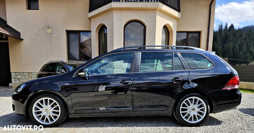 Volkswagen Golf 2.0 TDI DPF MATCH - 9