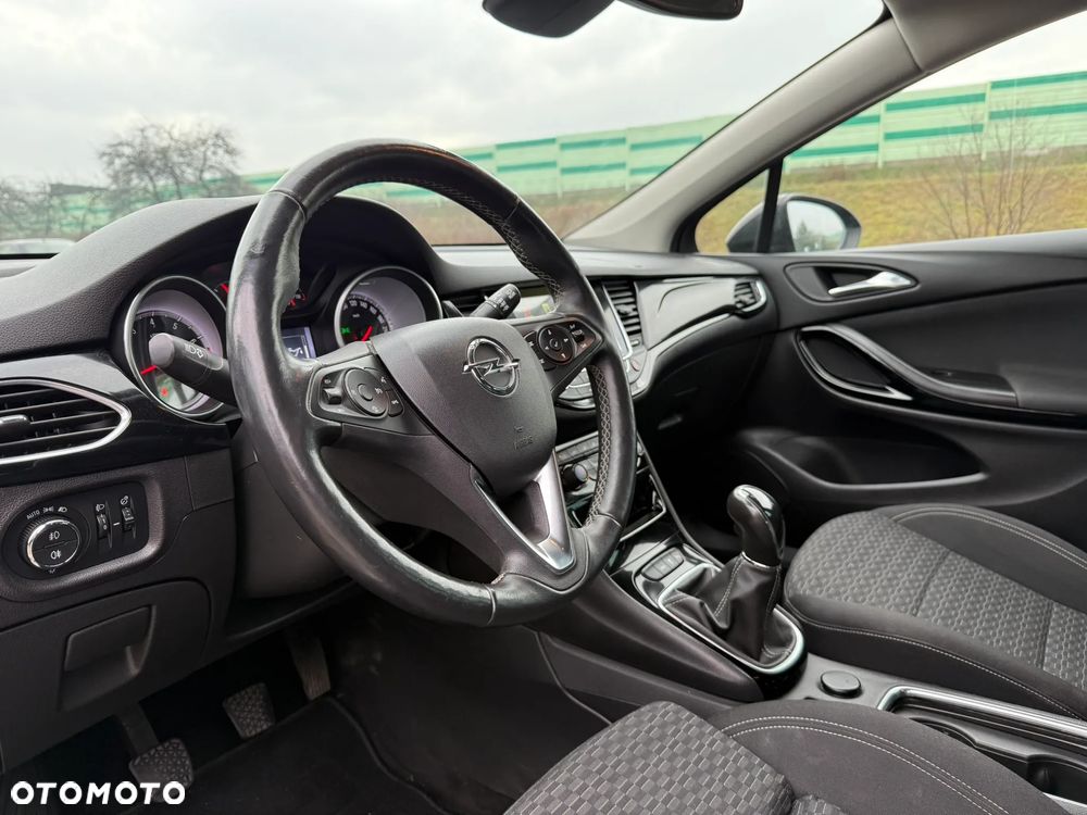 Opel Astra 1.4 Turbo Business - 15