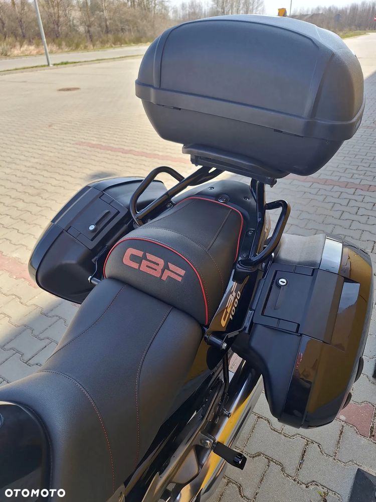 Honda CBF - 11